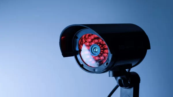 Guardyx security systems protecting residential and commercial properties in the San Francisco Bay Area and Silicon Valley | CCTV cameras, alarms, access control, doorbells, video surveillance, motion sensors, glass break sensors, security cameras