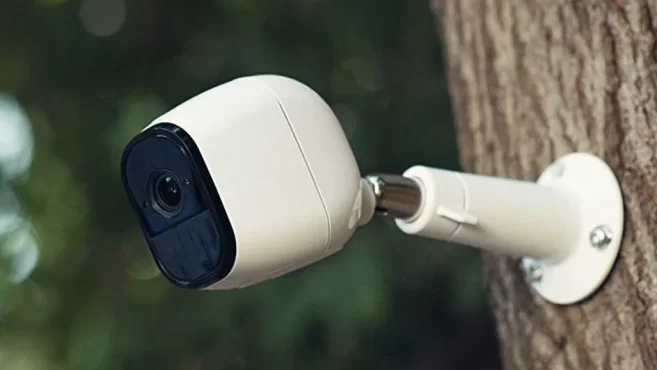 Guardyx security systems protecting residential and commercial properties in the San Francisco Bay Area and Silicon Valley | CCTV cameras, alarms, access control, doorbells, video surveillance, motion sensors, glass break sensors, security cameras